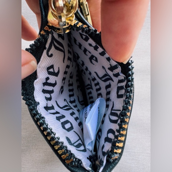 🚫SOLD🚫 Juicy Couture Card Case Keychain - Picture 3 of 3